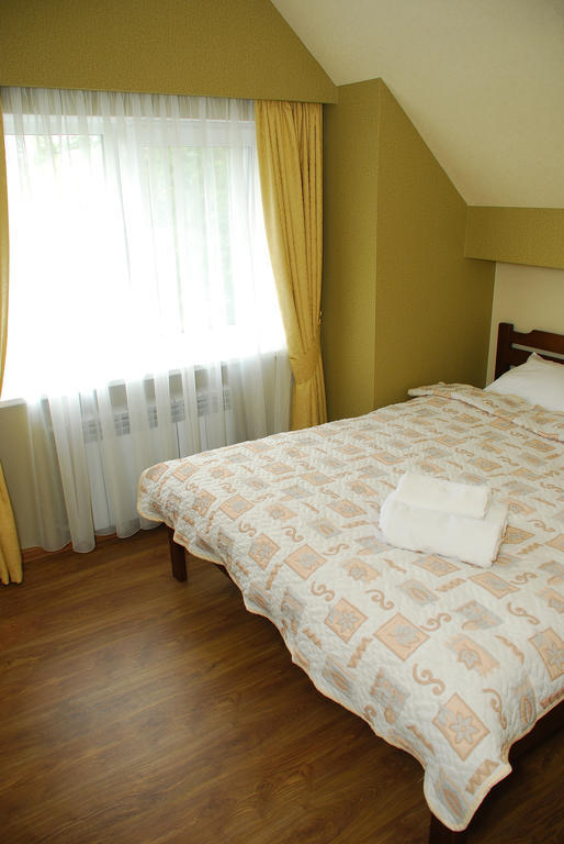 חארקיב Hotel Yar מראה חיצוני תמונה