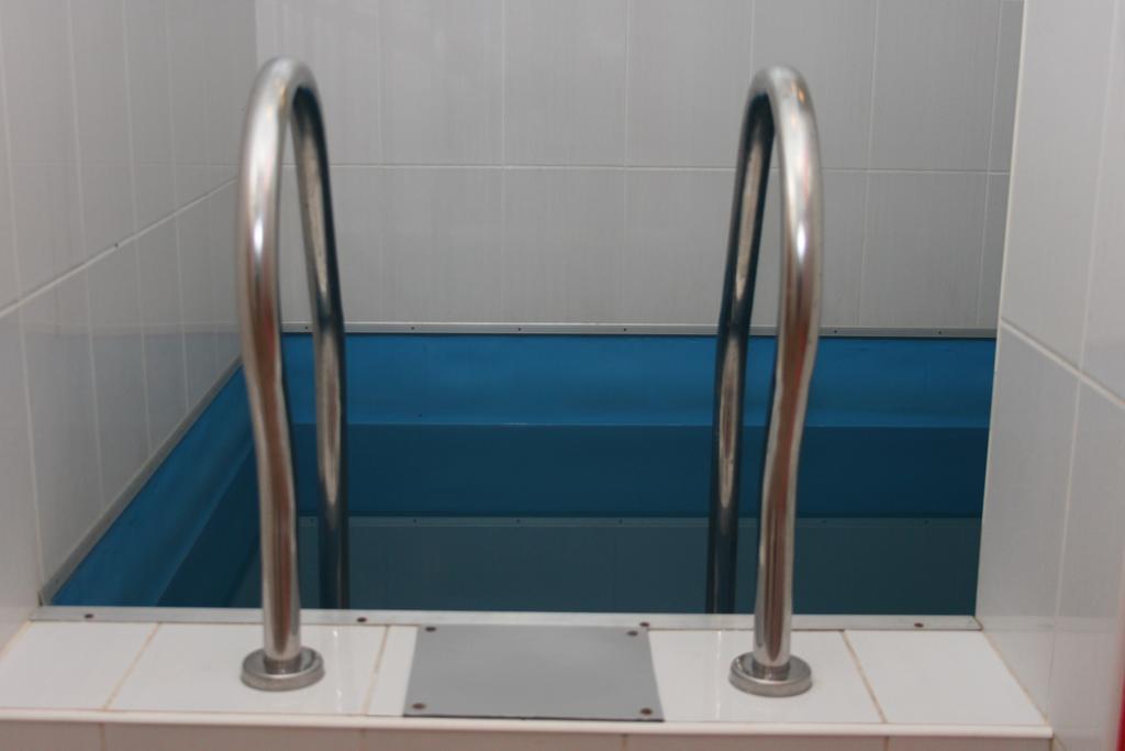 חארקיב Hotel Yar מראה חיצוני תמונה