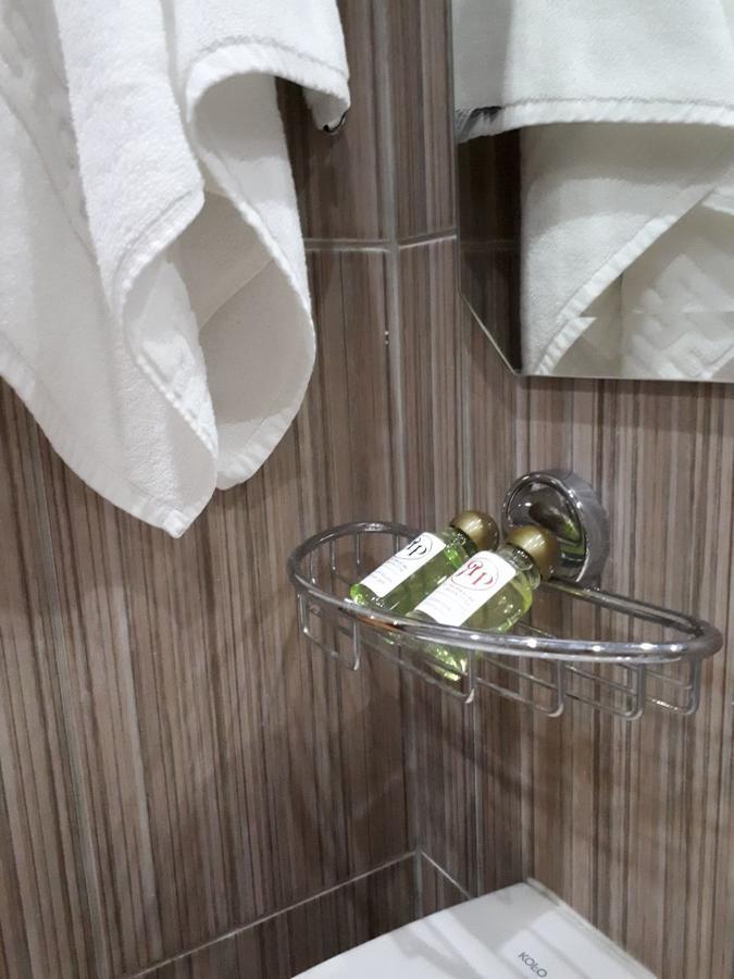 חארקיב Hotel Yar מראה חיצוני תמונה
